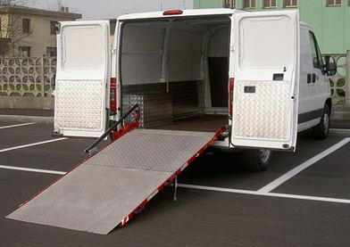 1_товарна рампа за Ducato